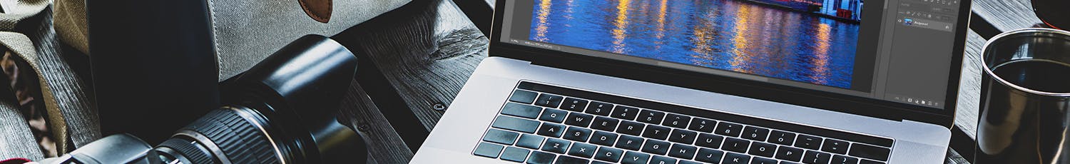 Photoshop på computerskærm.